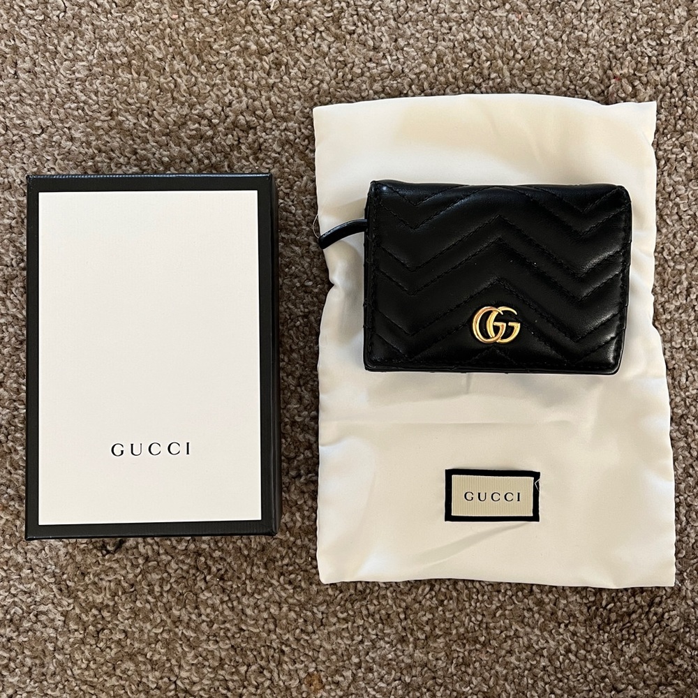 Gucci GG Marmont card case wallet